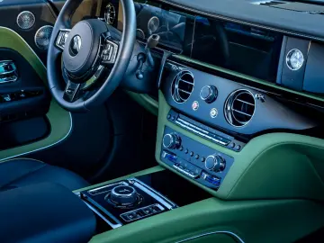 ROLLS ROYCE Spectre  PROVENANCE