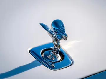 ROLLS ROYCE Spectre  PROVENANCE