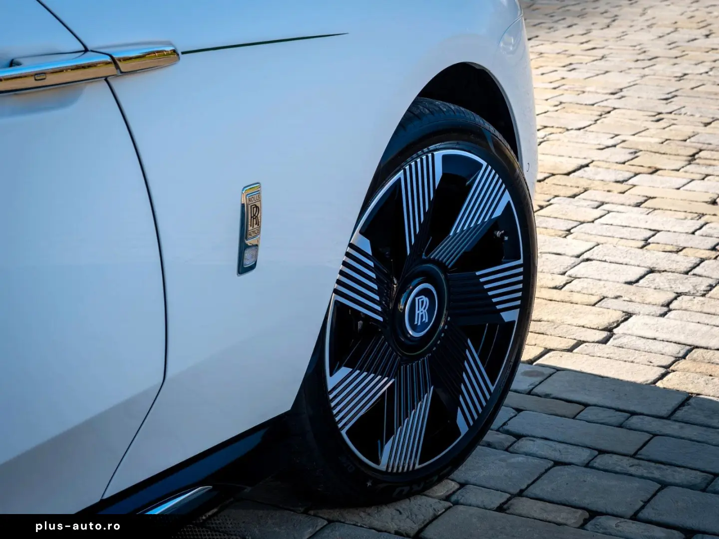 ROLLS ROYCE Spectre  PROVENANCE