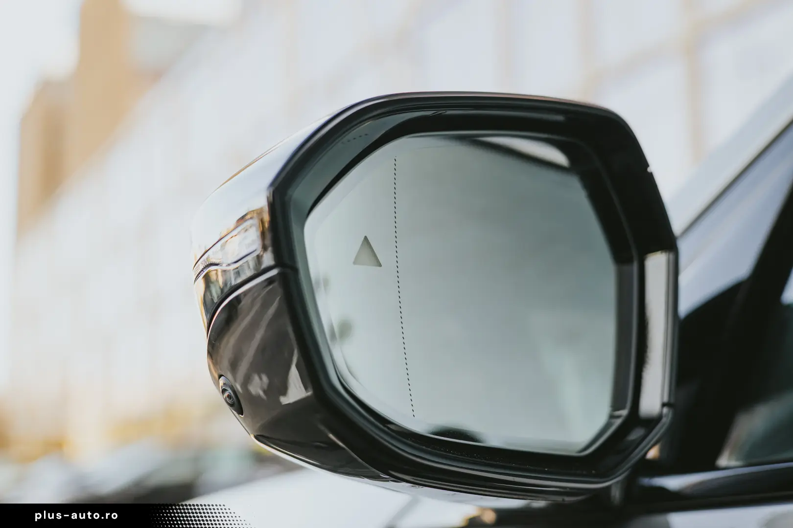 BMW M760e Individual BiColor - Preluare Leasing