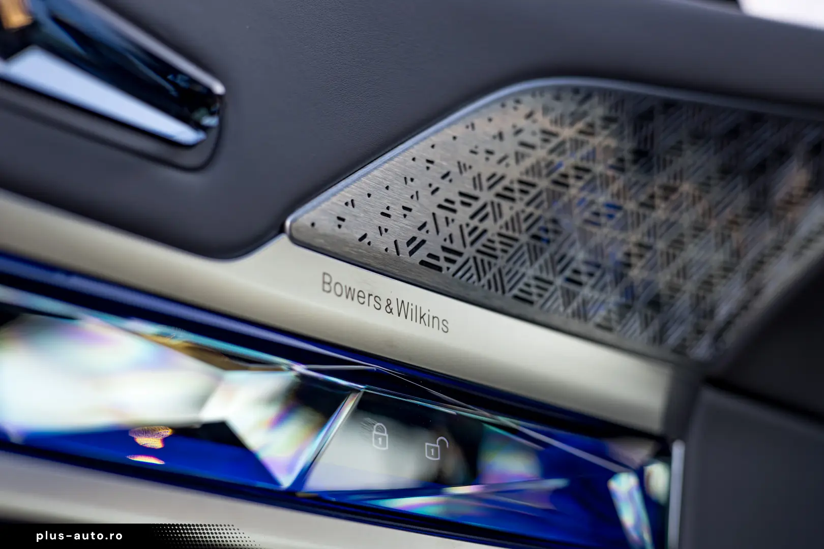 BMW M760e Individual BiColor - Preluare Leasing