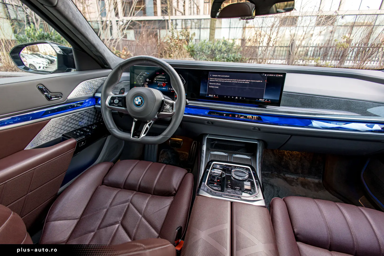 BMW M760e Individual BiColor - Preluare Leasing