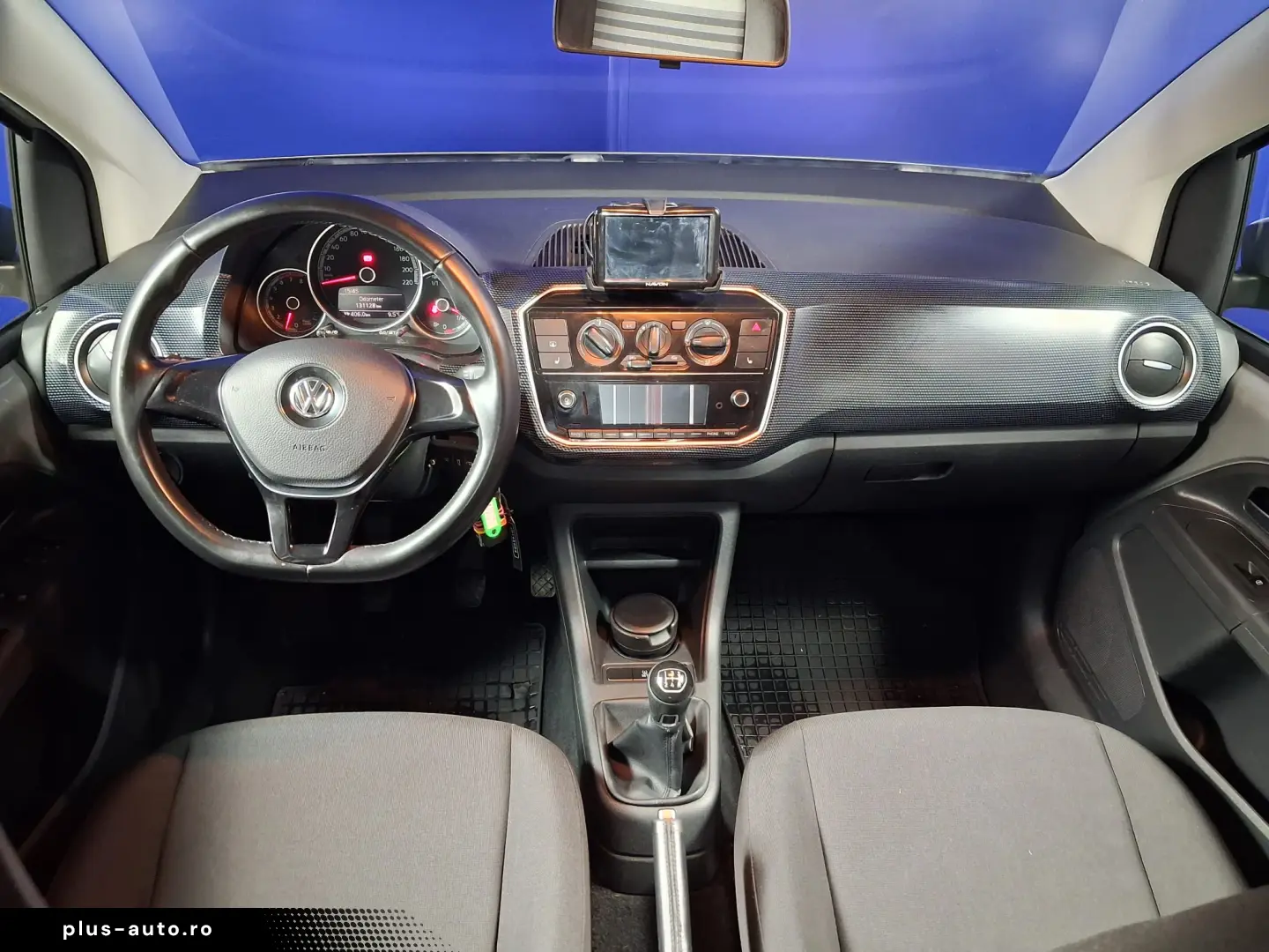 VOLKSWAGEN UP! 1.0i 75CP 2017