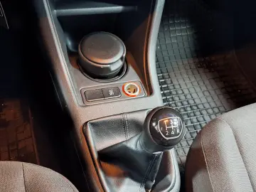 VOLKSWAGEN UP! 1.0i 75CP 2017