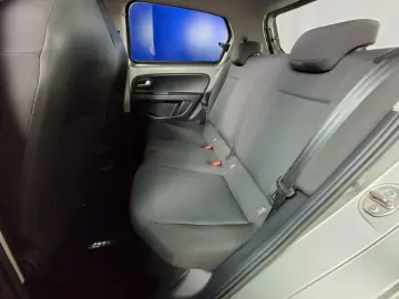 VOLKSWAGEN UP! 1.0i 75CP 2017