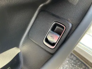 MERCEDES-BENZ SL 43 AMG