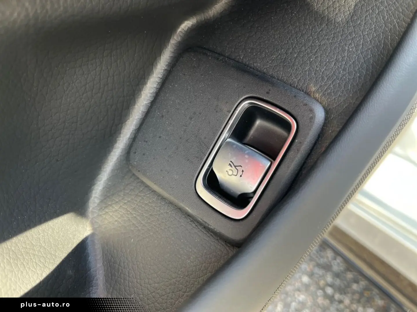 MERCEDES-BENZ SL 43 AMG