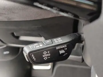 Audi A6 Limousine 2.0 TDI Quattro S-Line PassDisplay 360