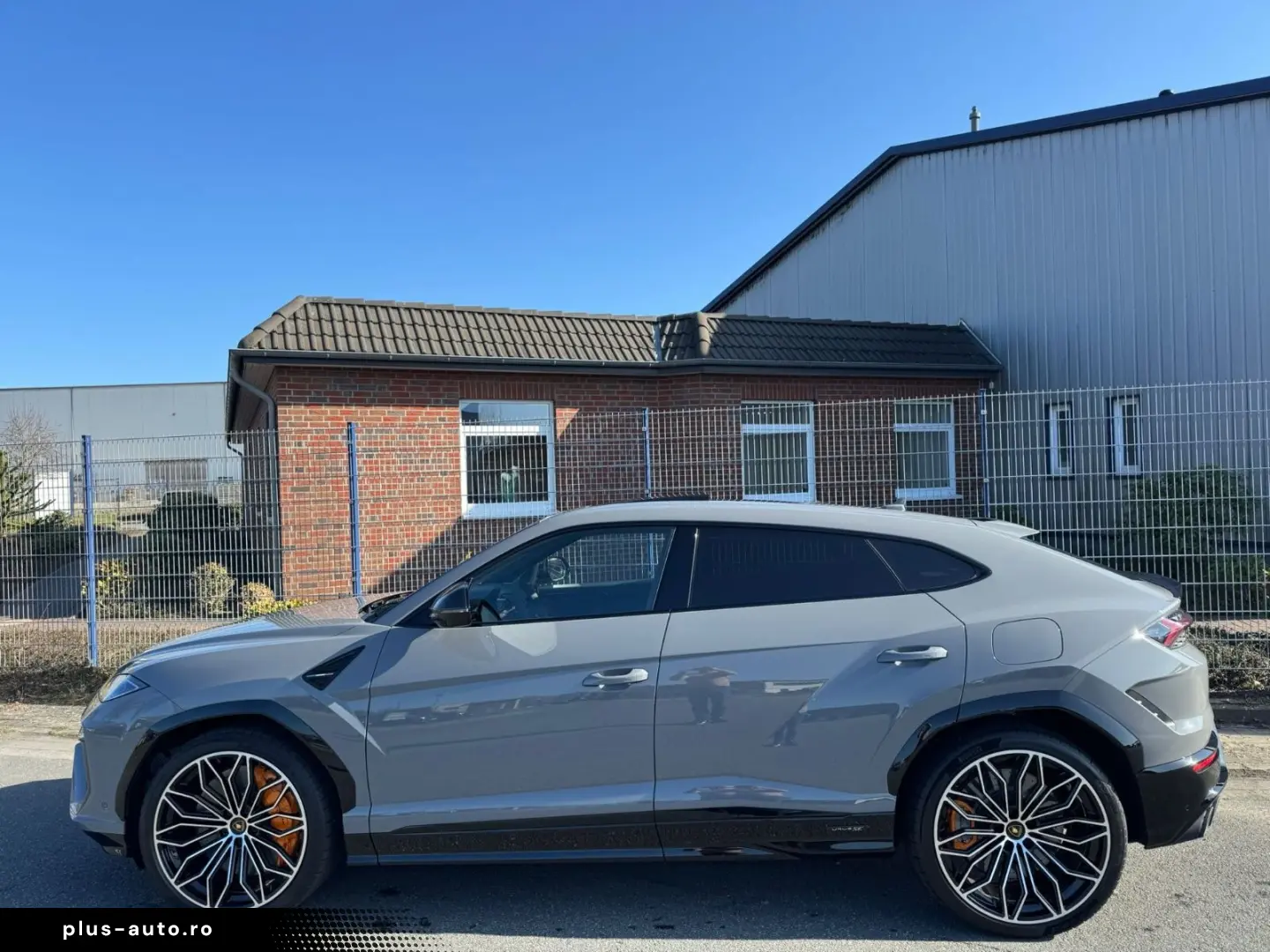 NEW Lamborghini Urus SE