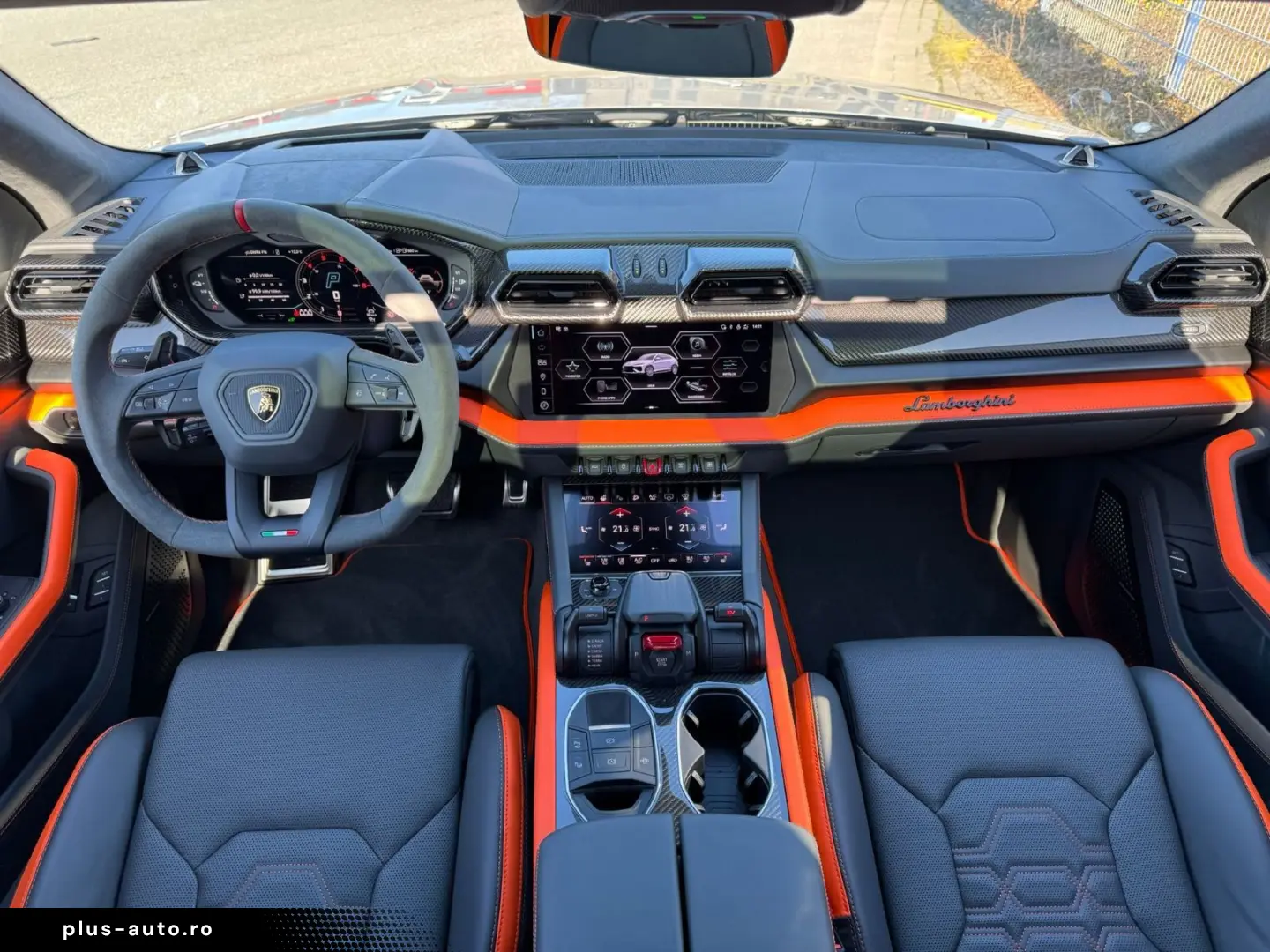 NEW Lamborghini Urus SE