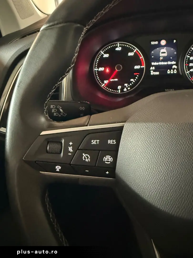 SEAT Ateca 2.0 TDI Style LED ACC PDC SHZ Navi