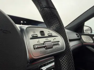 MERCEDES-BENZ GLE 350e COUPE  AMG Line  VOLL