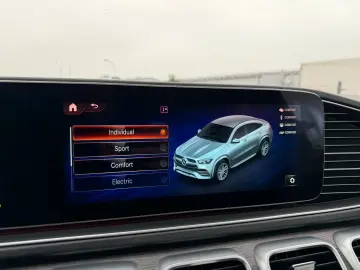 MERCEDES-BENZ GLE 350e COUPE  AMG Line  VOLL