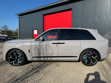 NEW Rolls-Royce CULLINAN SERIES II BLACK BADGE