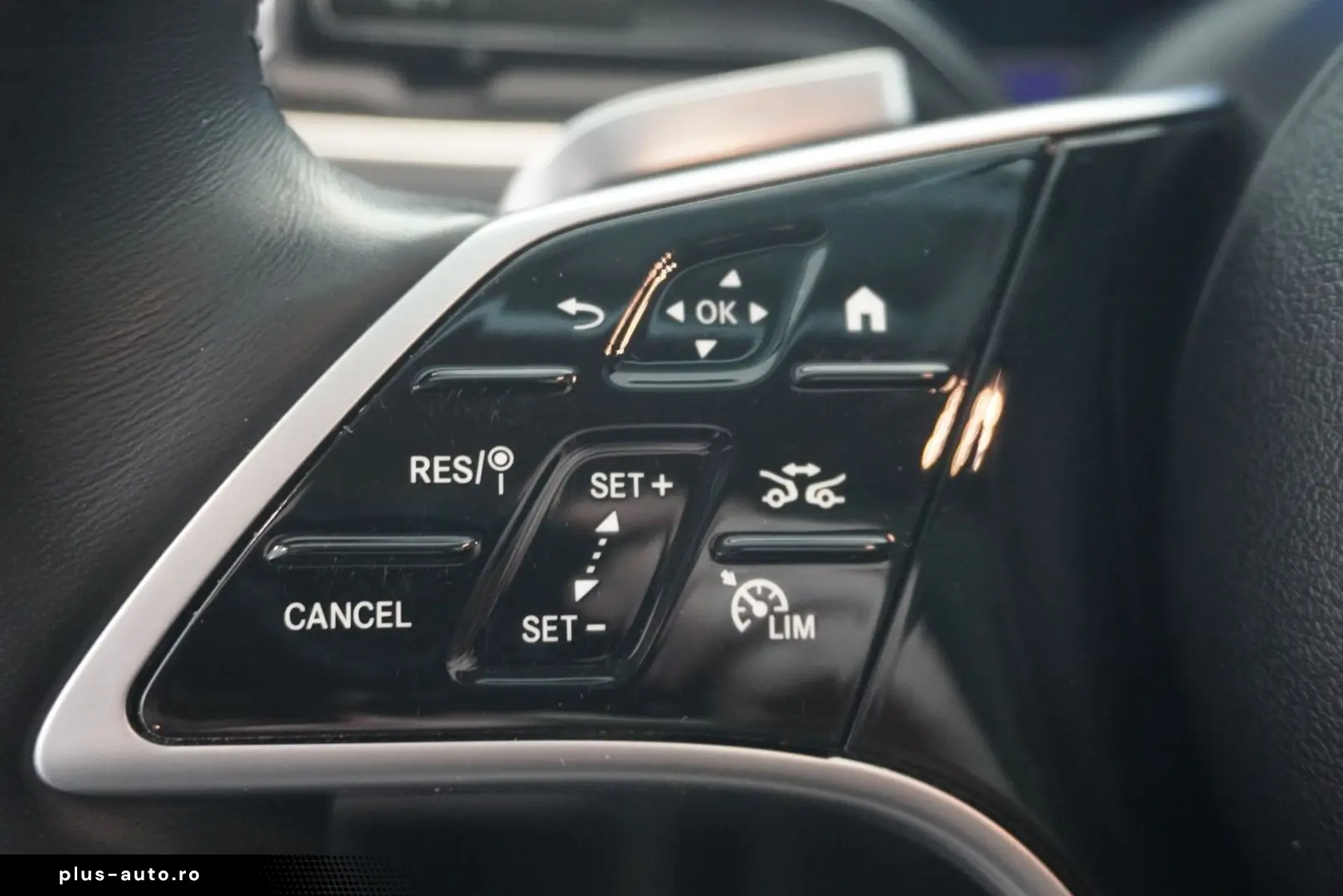 MERCEDES-BENZ GLE 350 de 4M Coupe MY24 AMG Line Panorama