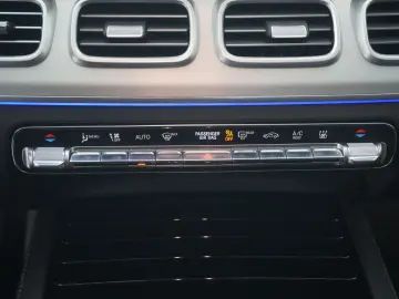 MERCEDES-BENZ GLE 350 de 4M Coupe MY24 AMG Line Panorama