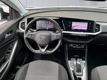 OPEL Grandland 1.5 D Business Edition LED AHK ACC NAV