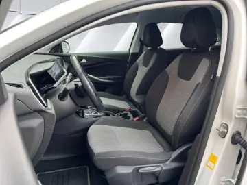 OPEL Grandland 1.5 D Business Edition LED AHK ACC NAV