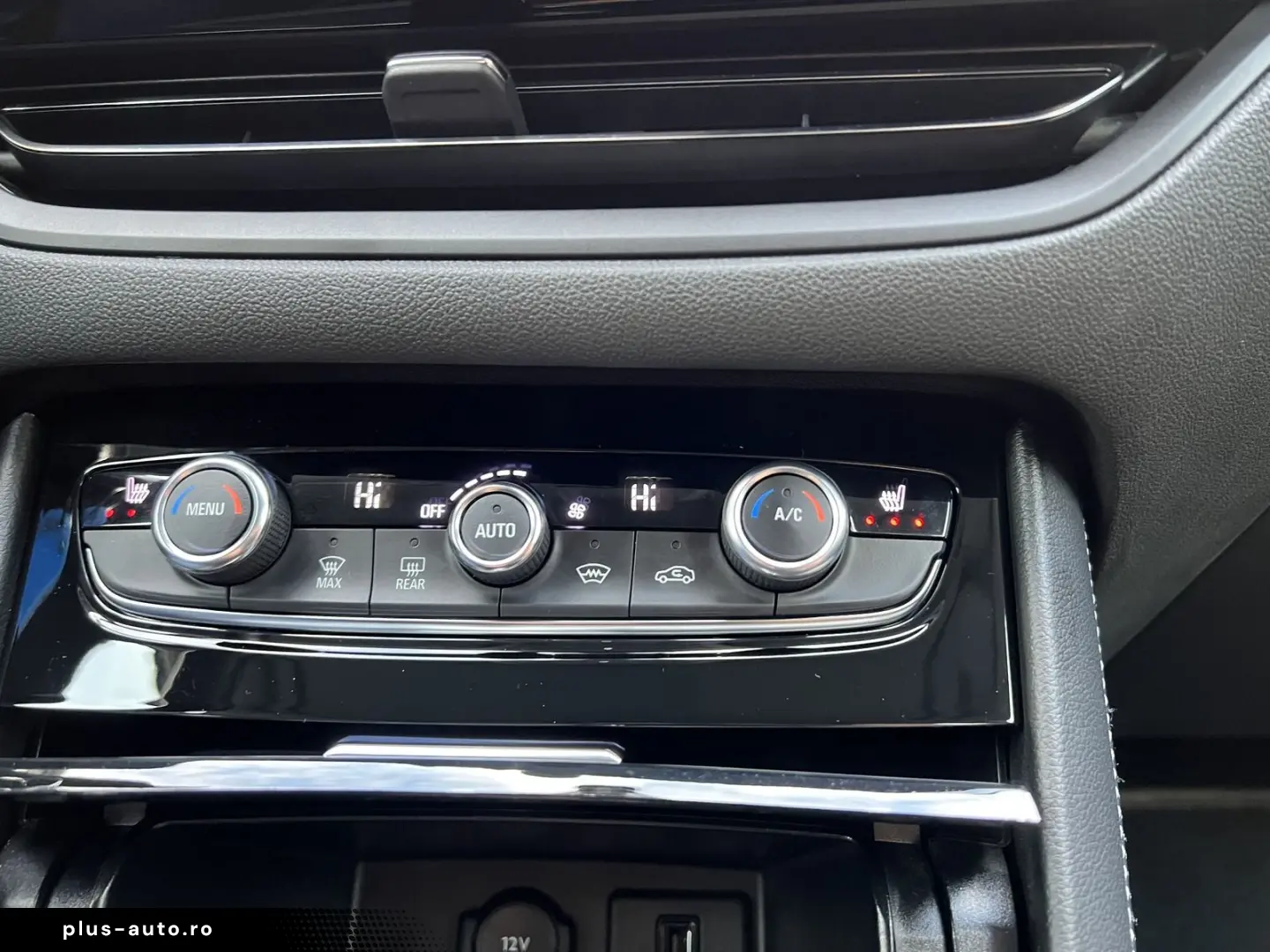 OPEL Grandland 1.5 D Business Edition LED AHK ACC NAV