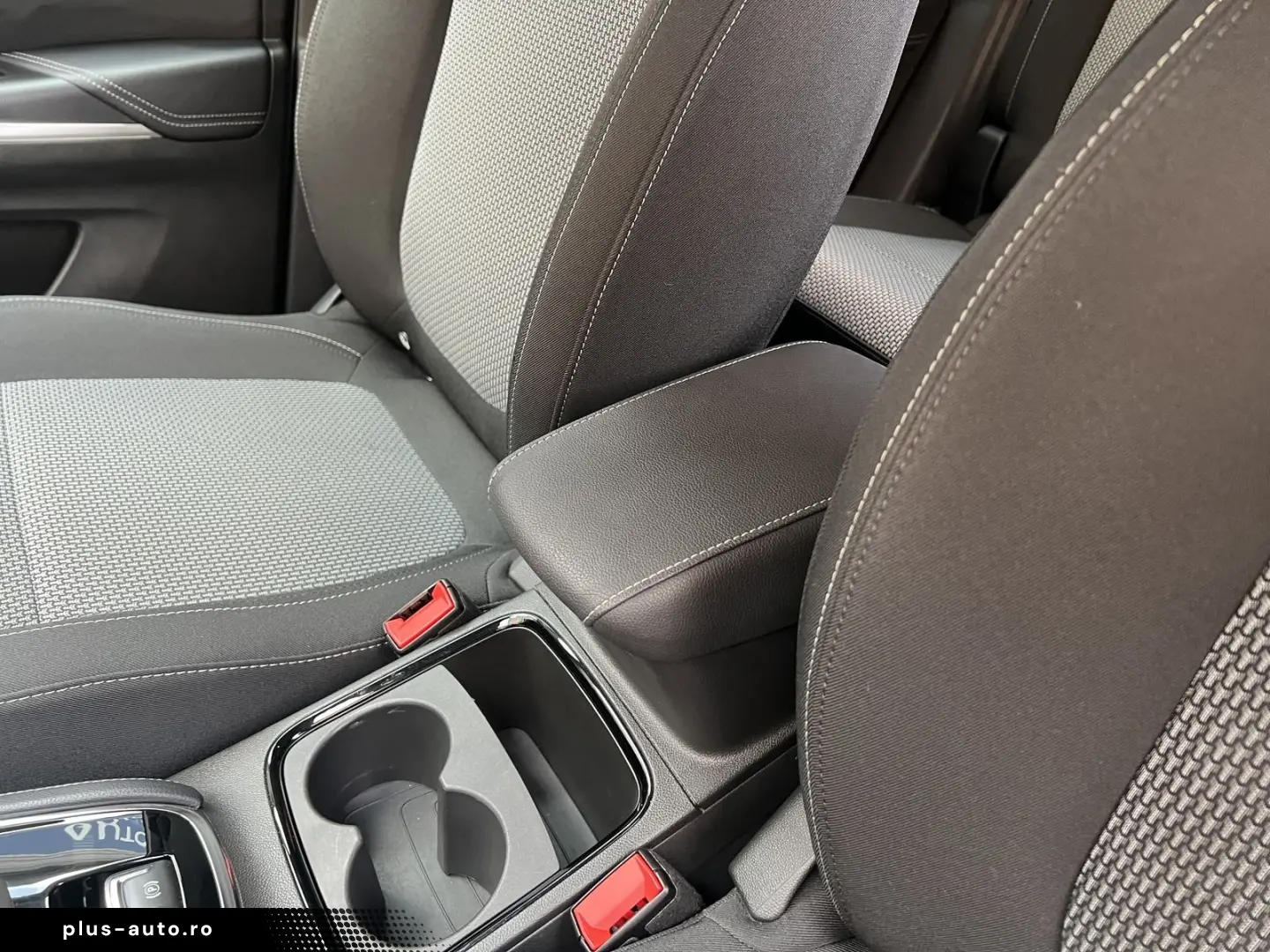 OPEL Grandland 1.5 D Business Edition LED AHK ACC NAV