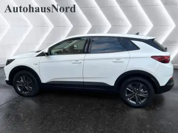 OPEL Grandland 1.5 D Business Edition LED AHK ACC NAV