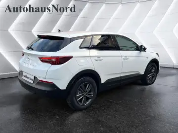 OPEL Grandland 1.5 D Business Edition LED AHK ACC NAV