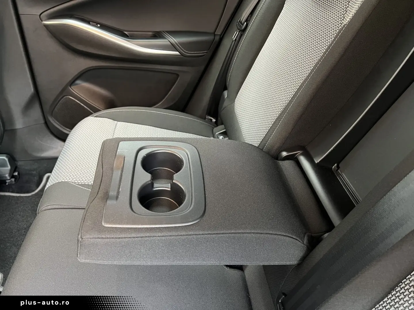 OPEL Grandland 1.5 D Business Edition LED AHK ACC NAV