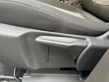 OPEL Grandland 1.5 D Business Edition LED AHK ACC NAV