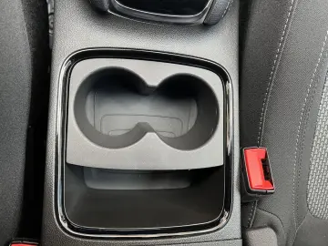 OPEL Grandland 1.5 D Business Edition LED AHK ACC NAV