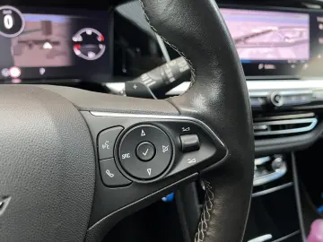 OPEL Grandland 1.5 D Business Edition LED AHK ACC NAV