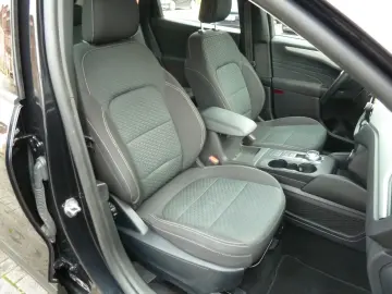 FORD Kuga Cool & Connect