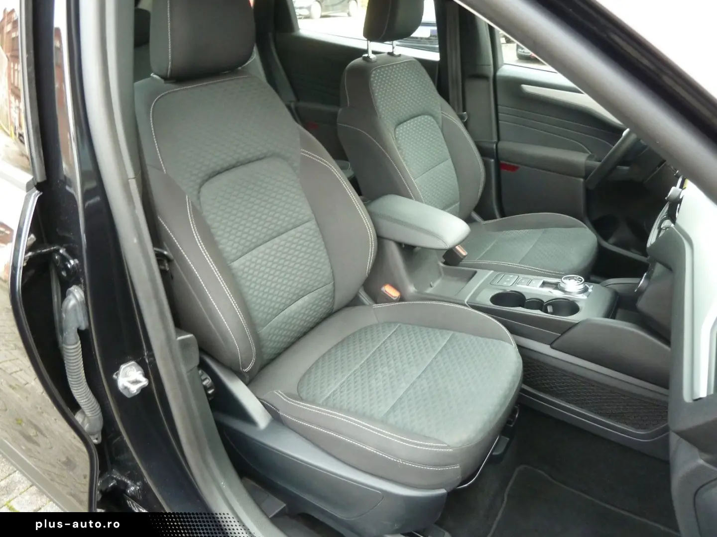 FORD Kuga Cool & Connect