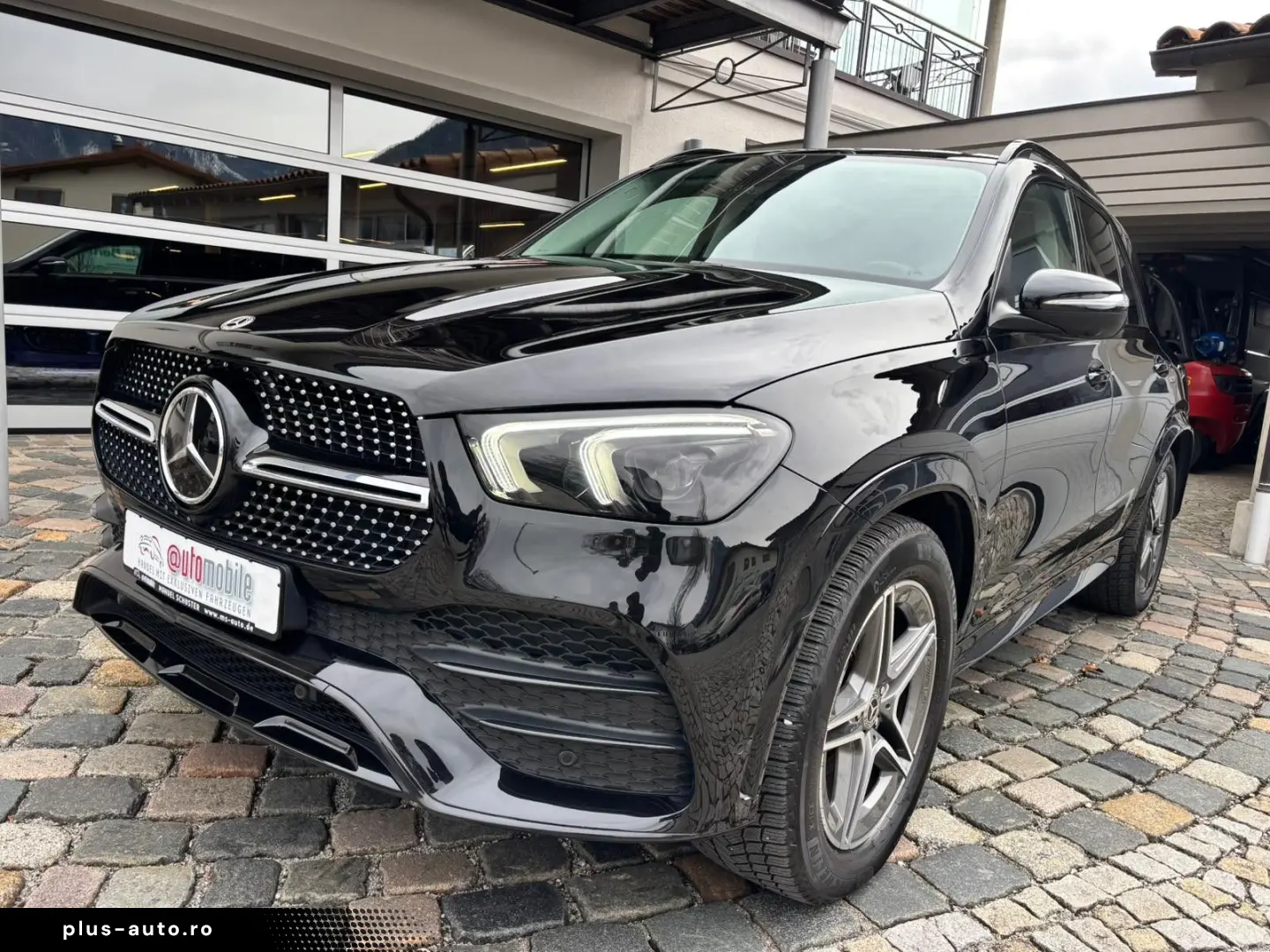 MERCEDES-BENZ GLE 300 4Mo AMG Pano AHK Distronic Wid&hellip;