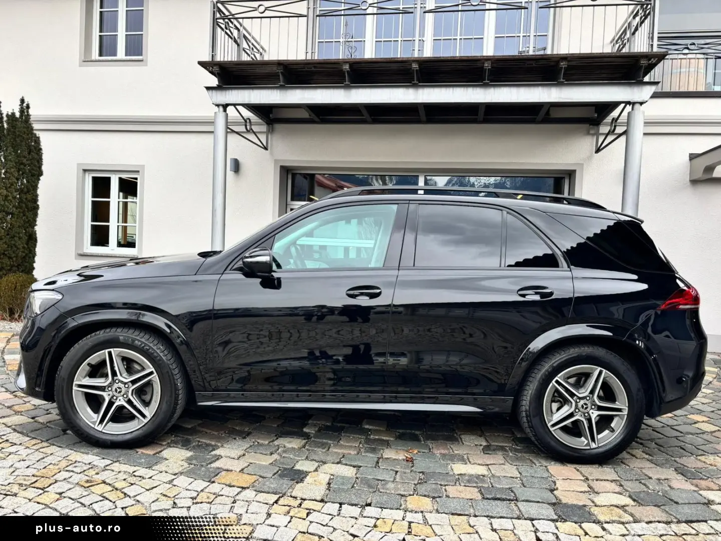 MERCEDES-BENZ GLE 300 4Mo AMG Pano AHK Distronic Wid&hellip;