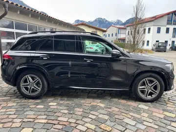 MERCEDES-BENZ GLE 300 4Mo AMG Pano AHK Distronic Wid&hellip;