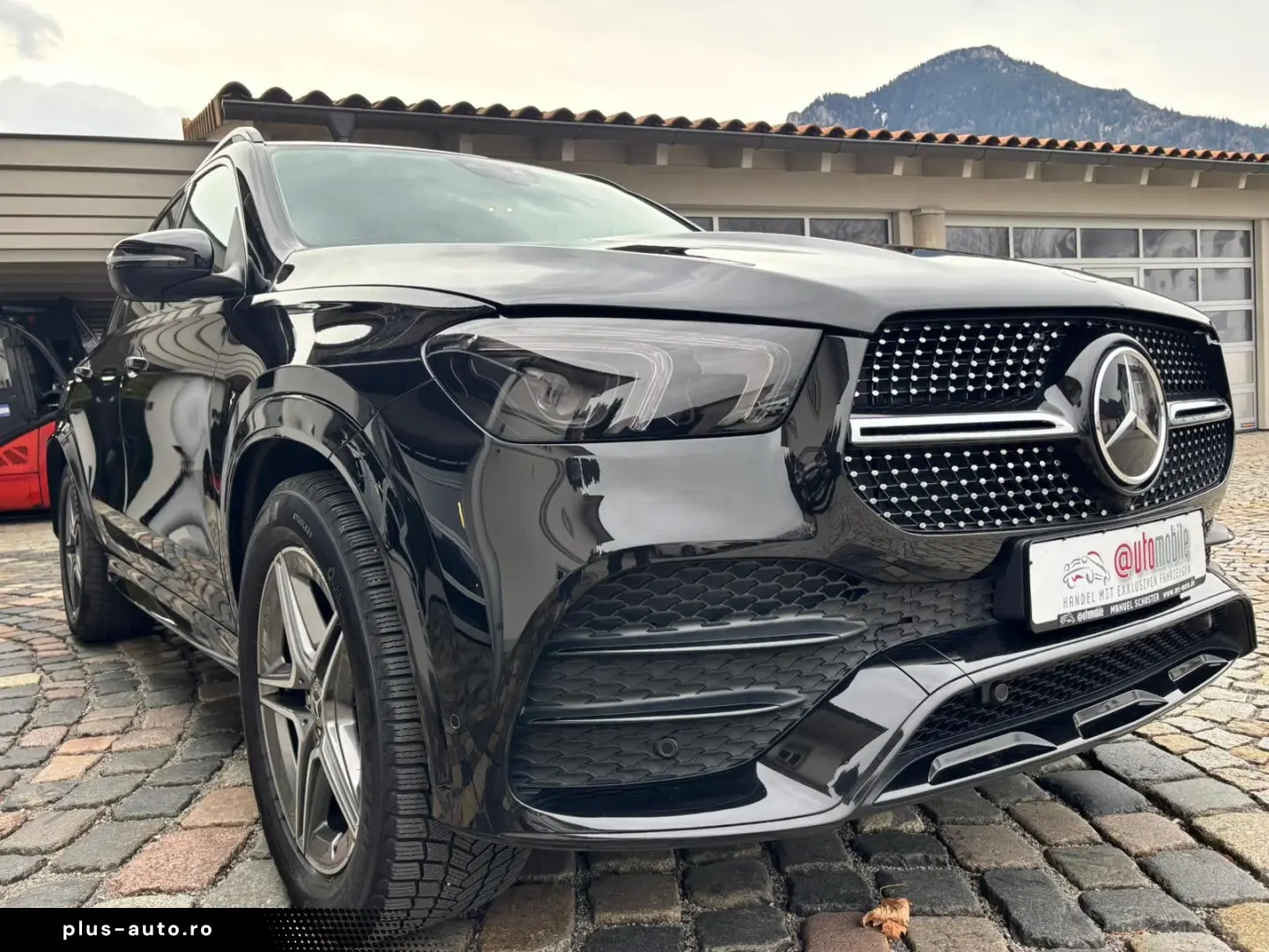 MERCEDES-BENZ GLE 300 4Mo AMG Pano AHK Distronic Wid&hellip;