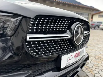 MERCEDES-BENZ GLE 300 4Mo AMG Pano AHK Distronic Wid&hellip;
