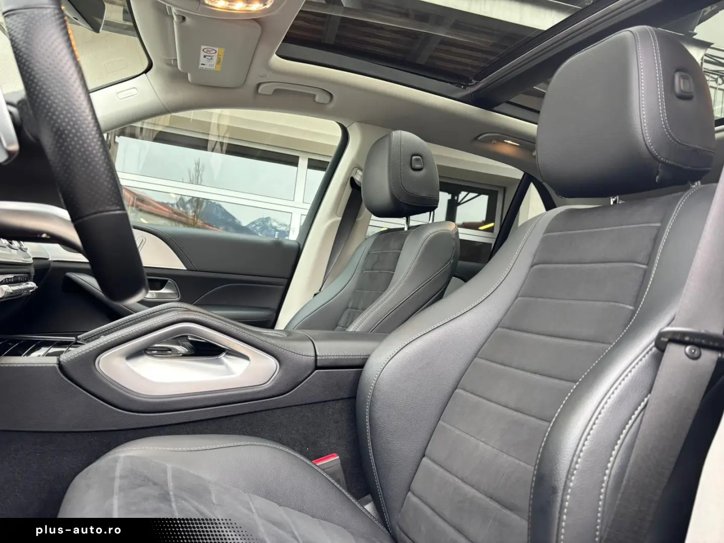 MERCEDES-BENZ GLE 300 4Mo AMG Pano AHK Distronic Wid&hellip;