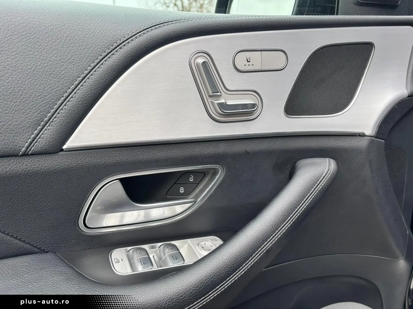 MERCEDES-BENZ GLE 300 4Mo AMG Pano AHK Distronic Wid&hellip;