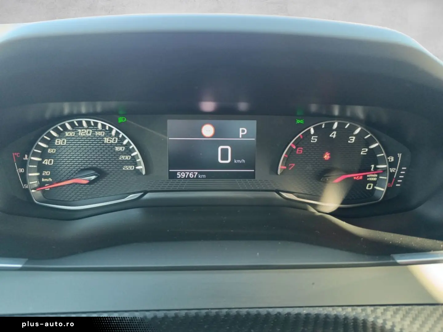 PEUGEOT 2008 BlueHDi 130 EAT8 Allure