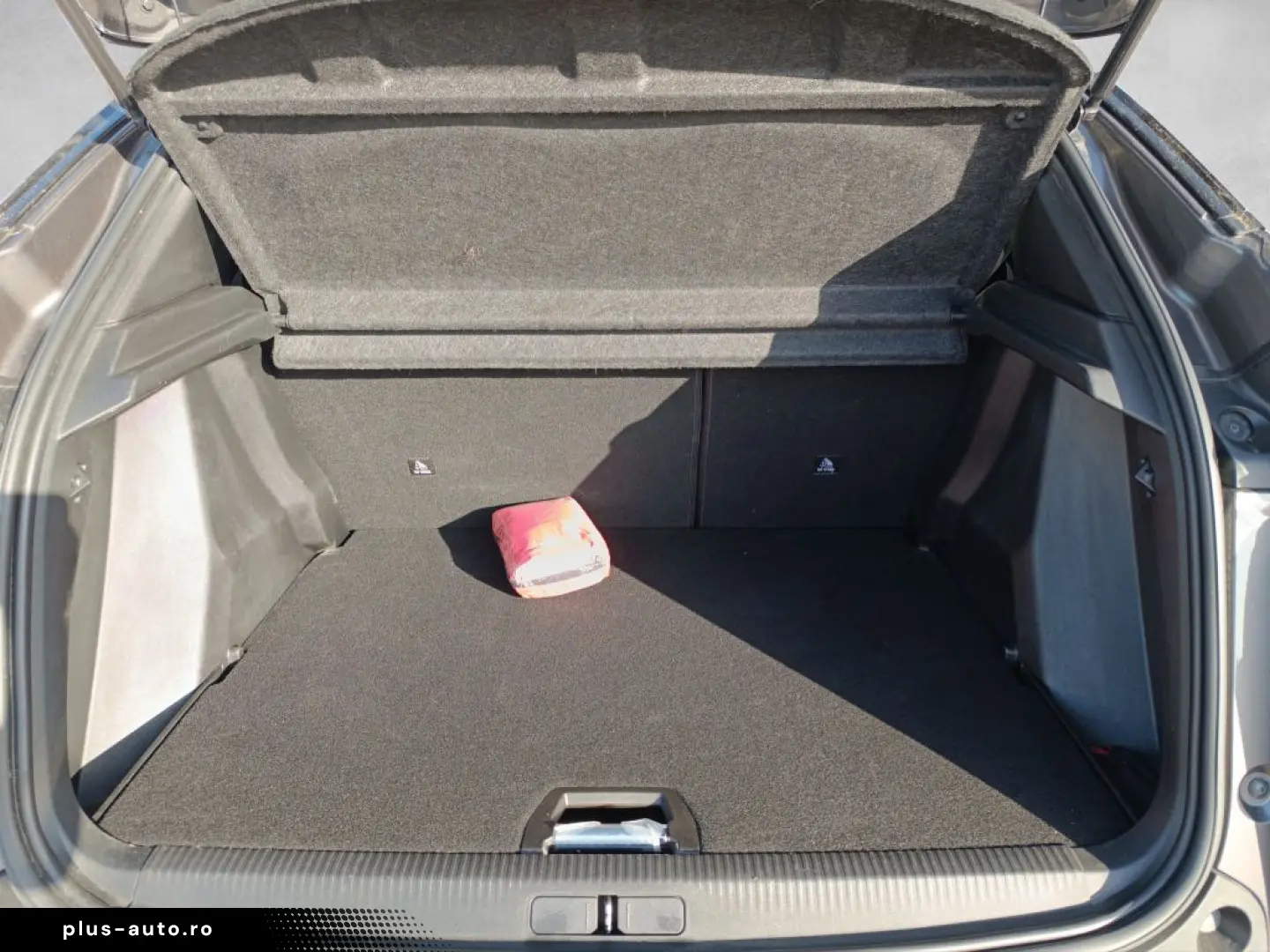 PEUGEOT 2008 BlueHDi 130 EAT8 Allure