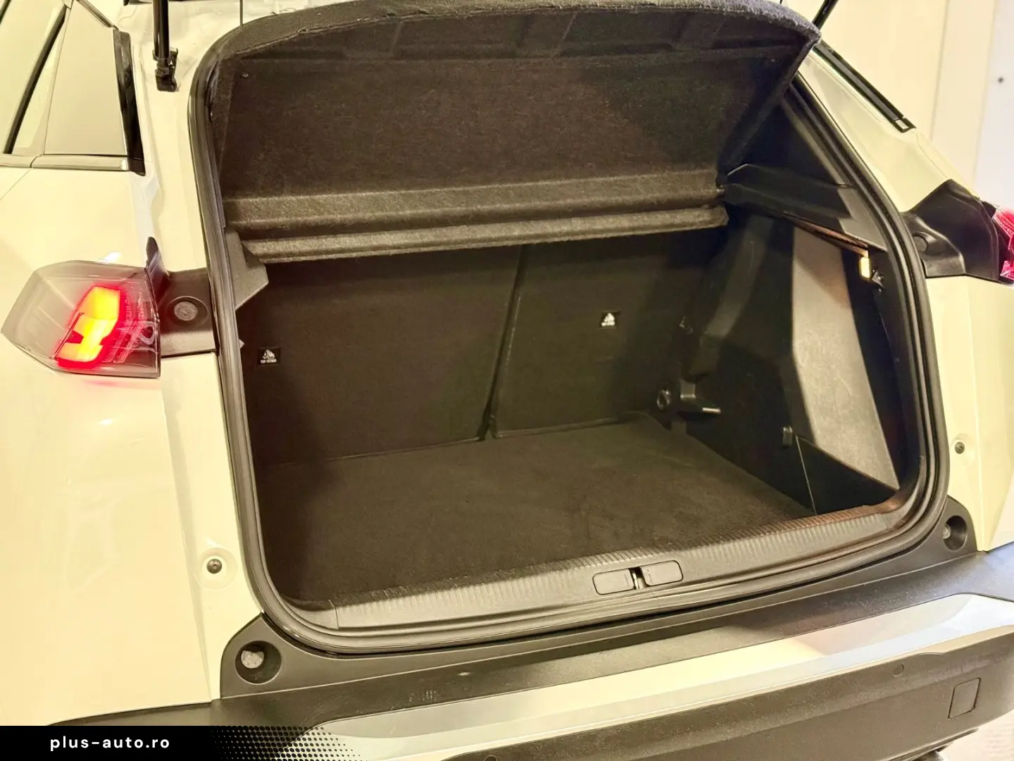 PEUGEOT 2008 Active Business #Navi #LED #PDC #M S