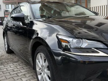 Lexus GS 300