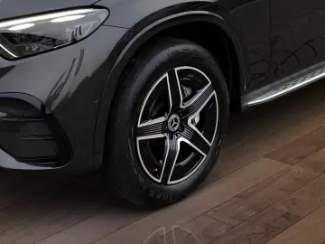MERCEDES-BENZ GLC 300 e 4M AMG AHK Night Sitzklima M&hellip;