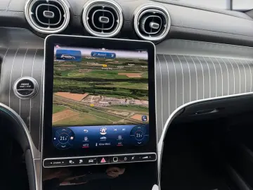 MERCEDES-BENZ GLC 300 e 4M AMG AHK Night Sitzklima M&hellip;