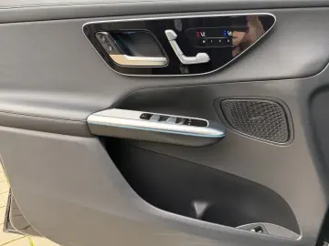 MERCEDES-BENZ GLC 300 e 4M AMG AHK Night Sitzklima M&hellip;