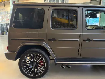 MERCEDES-BENZ G 63 AMG Superior Night Carbon Assistenz