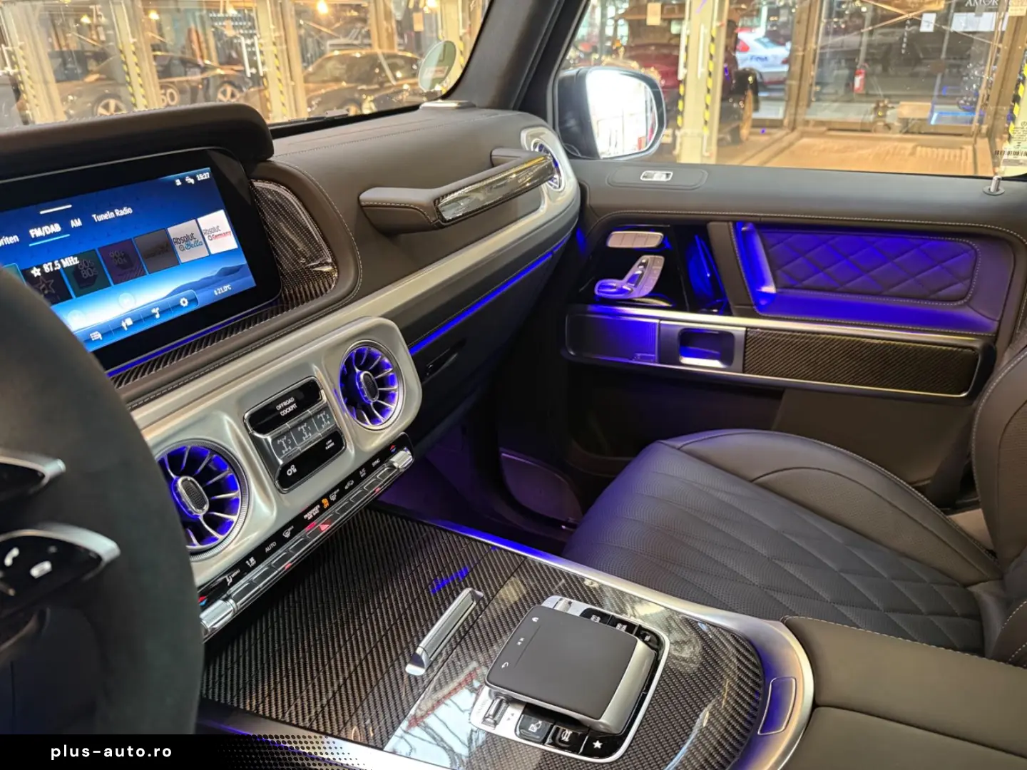 MERCEDES-BENZ G 63 AMG Superior Night Carbon Assistenz