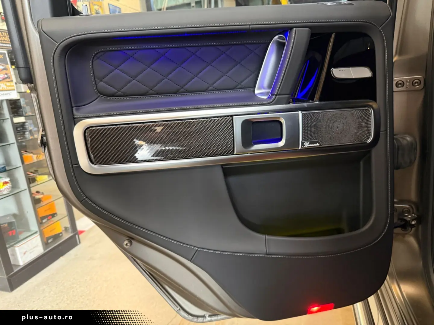 MERCEDES-BENZ G 63 AMG Superior Night Carbon Assistenz