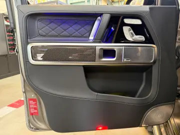 MERCEDES-BENZ G 63 AMG Superior Night Carbon Assistenz